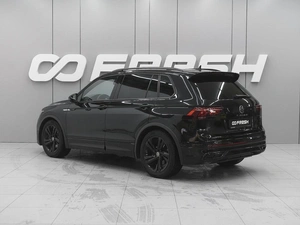 Внедорожник Volkswagen Tiguan 2021 года, 4499000 рублей, Ростов-на-Дону