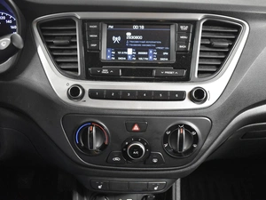 Седан Hyundai Solaris 2017 года, 1198100 рублей, Казань