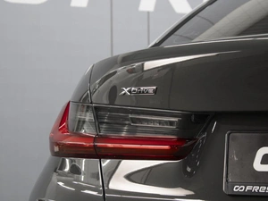 Седан BMW 3 серия 2019 года, 3699000 рублей, Омск