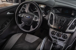 Седан Ford Focus 2012 года, 759000 рублей, Томск