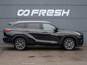 Внедорожник Toyota Highlander 2025 года, 5820000 рублей, Краснодар