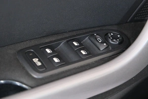 Хетчбэк Peugeot 308 2012 года, 649000 рублей, Омск