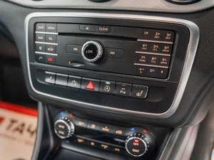 Универсал Mercedes-benz CLA-класс 2015 года, 1575000 рублей, Красноярск