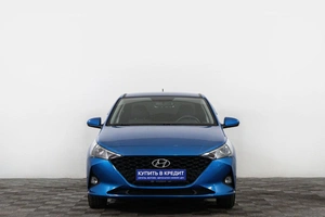 Седан Hyundai Solaris 2021 года, 1999000 рублей, Сургут