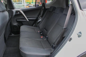 Внедорожник Toyota RAV4 2017 года, 1910000 рублей, Ярославль