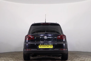 Внедорожник Volkswagen Tiguan 2011 года, 1129000 рублей, Пермь