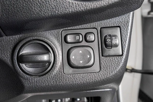 Хетчбэк Toyota Vitz 2017 года, 919000 рублей, Барнаул