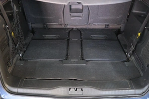 Минивэн Opel Zafira 2011 года, 729000 рублей, Омск