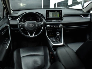 Внедорожник Toyota RAV4 2019 года, 3555000 рублей, Краснодар