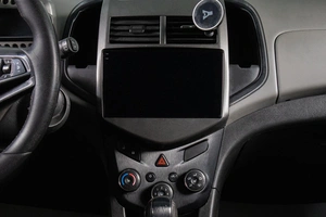 Хетчбэк Chevrolet Aveo 2014 года, 630000 рублей, Сургут