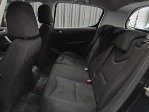 Хетчбэк Peugeot 308 2011 года, 515000 рублей, Красноярск