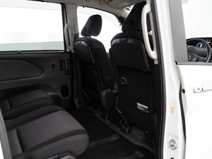 Минивэн Nissan Serena 2018 года, 2189050 рублей, Москва