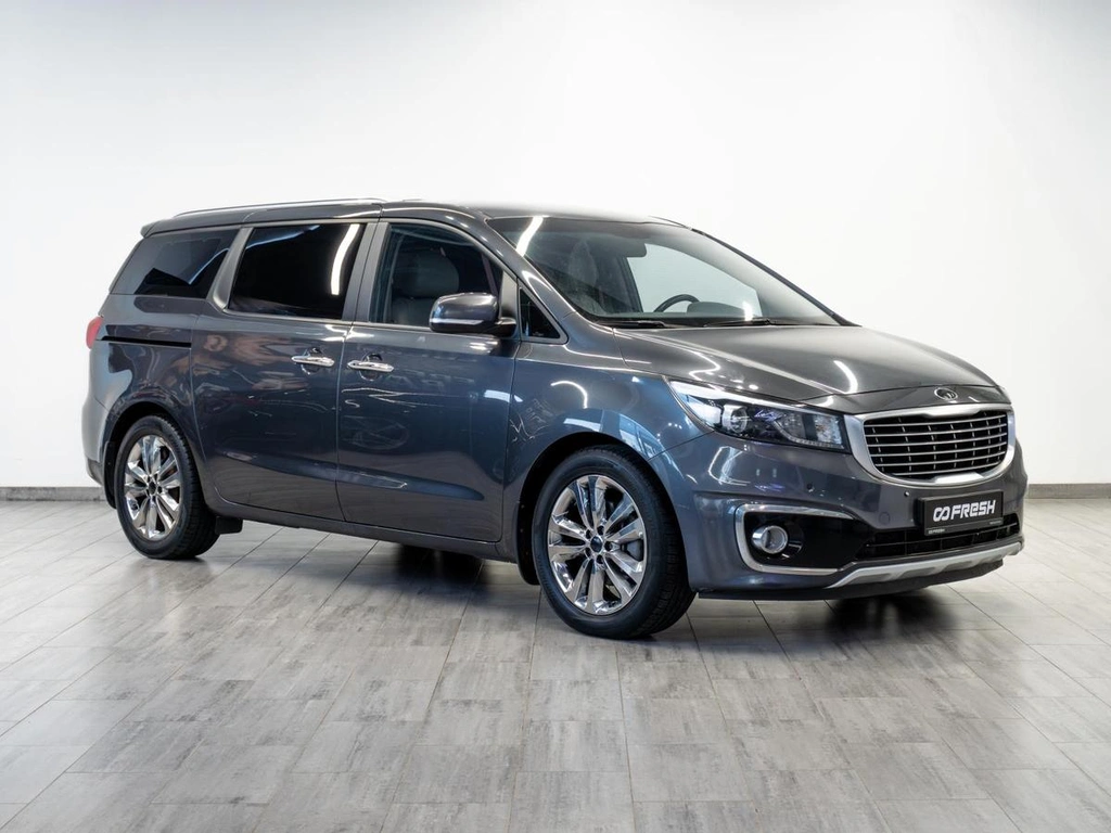Минивэн Kia Carnival 2016 года, 2489000 рублей, Саратов