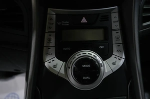 Седан Hyundai Avante 2011 года, 989000 рублей, Новокузнецк