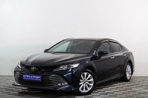Седан Toyota Camry 2019 года, 2859000 рублей, Сургут