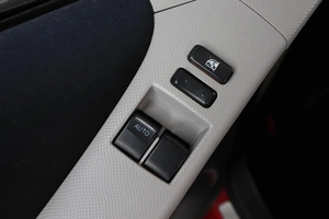 Хетчбэк Toyota Yaris 2008 года, 539000 рублей, Пермь