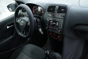 Седан Volkswagen Polo 2016 года, 863000 рублей, Солонцы