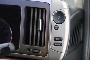 Минивэн Nissan Elgrand 2007 года, 1789000 рублей, Омск