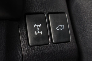 Внедорожник Toyota RAV4 2015 года, 2499000 рублей, Тюмень