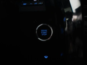 Минивэн Toyota Alphard 2016 года, 3548888 рублей, Москва