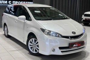 Минивэн Toyota Wish 2009 года, 1297000 рублей, Красноярск