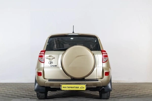 Внедорожник Toyota RAV4 2012 года, 1499000 рублей, Тюмень