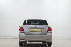 Седан Toyota Corolla Axio 2013 года, 1199000 рублей, Новокузнецк