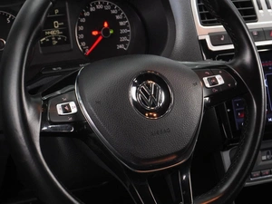 Седан Volkswagen Polo 2018 года, 1349000 рублей, Воронеж