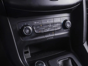 Хетчбэк Ford Focus 2016 года, 1050000 рублей, Ростов-на-Дону