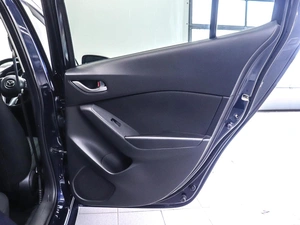 Хетчбэк Mazda Axela 2015 года, 1250000 рублей, Красноярск