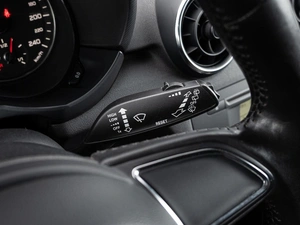 Хетчбэк Audi A1 2011 года, 830000 рублей, Краснодар