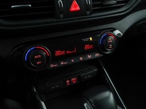 Седан Kia Cerato 2018 года, 1747444 рублей, Москва
