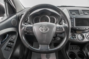 Внедорожник Toyota RAV4 2011 года, 1449000 рублей, Барнаул