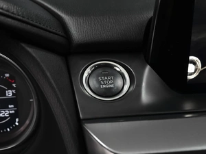 Седан Mazda 6 2017 года, 1678000 рублей, Ставрополь