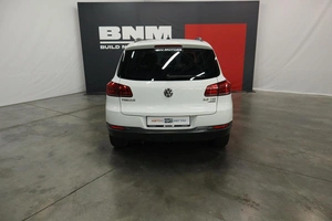 Внедорожник Volkswagen Tiguan 2014 года, 1750000 рублей, Курск