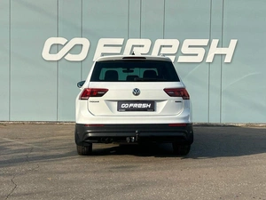 Внедорожник Volkswagen Tiguan 2018 года, 2750000 рублей, Ижевск