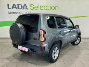 Внедорожник ВАЗ (LADA) Niva Travel 2021 года, 895000 рублей, Красноярск