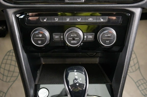 Внедорожник Volkswagen Taos 2021 года, 2609000 рублей, Пермь