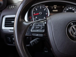 Внедорожник Volkswagen Touareg 2016 года, 2989000 рублей, Краснодар