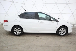 Седан Peugeot 408 2014 года, 805000 рублей, Обнинск