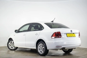 Седан Volkswagen Polo 2017 года, 1329000 рублей, Оренбург