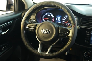 Седан Kia Rio 2018 года, 1399000 рублей, Омск