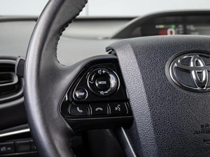 Лифтбек Toyota Prius 2019 года, 2150000 рублей, Краснодар