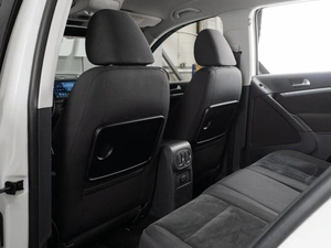 Внедорожник Volkswagen Tiguan 2012 года, 1679000 рублей, Тюмень