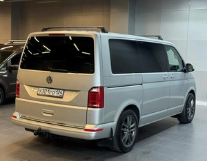 Минивэн Volkswagen Multivan 2016 года, 3847000 рублей, Красноярск