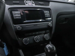 Лифтбек Skoda Octavia 2015 года, 1048000 рублей, Красноярск