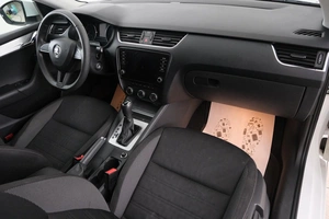Лифтбек Skoda Octavia 2019 года, 1429000 рублей, Красноярск