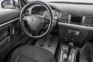 Седан Opel Vectra 2006 года, 499000 рублей, Барнаул