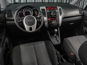 Минивэн Kia Venga 2011 года, 1049000 рублей, Тюмень