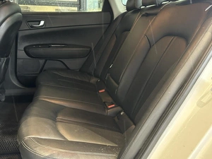 Седан Kia Optima 2019 года, 1900000 рублей, Уфа